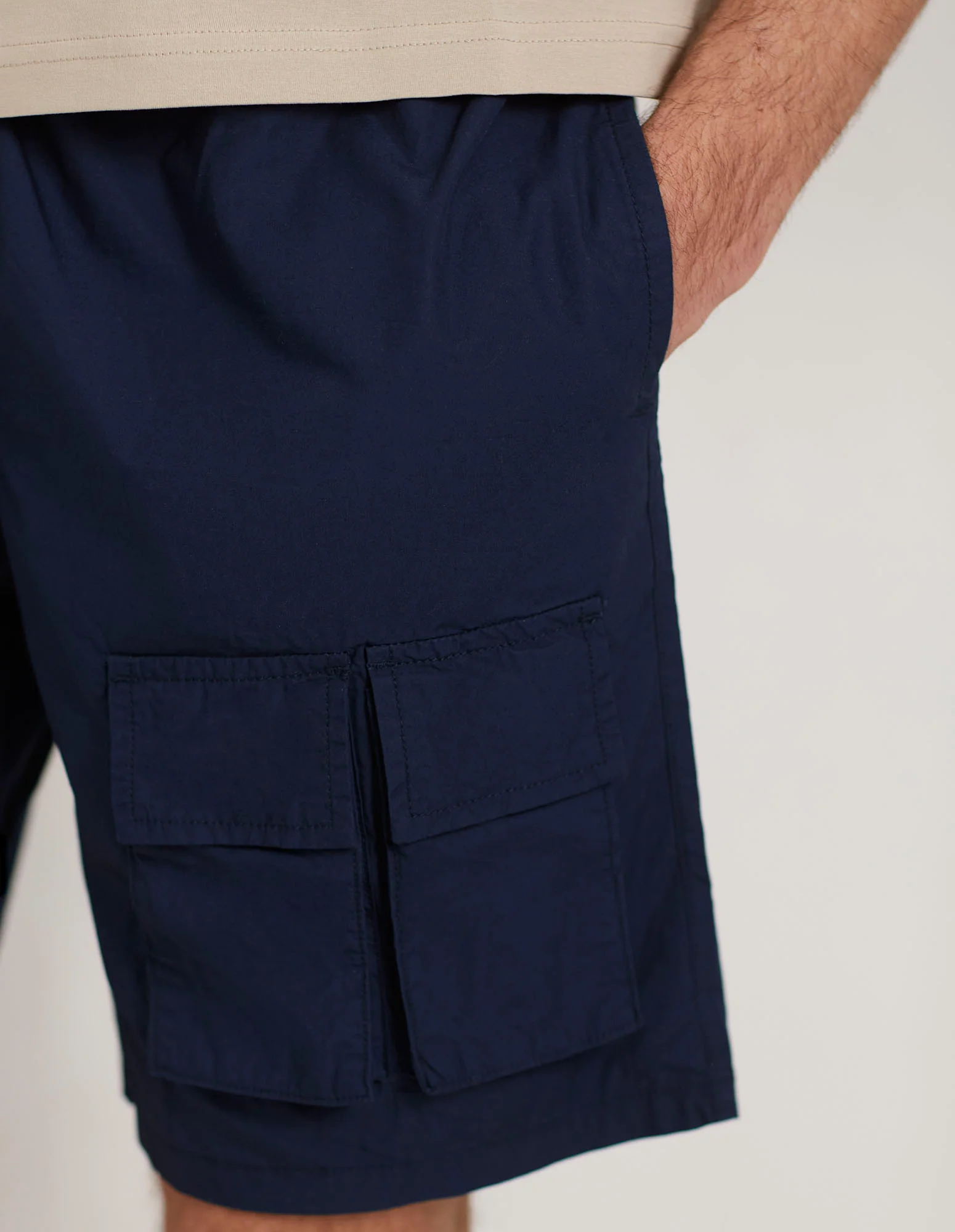 Bermuda cargo con elestico in vita e cordino regolabile in cotone Easy Living - Image 16