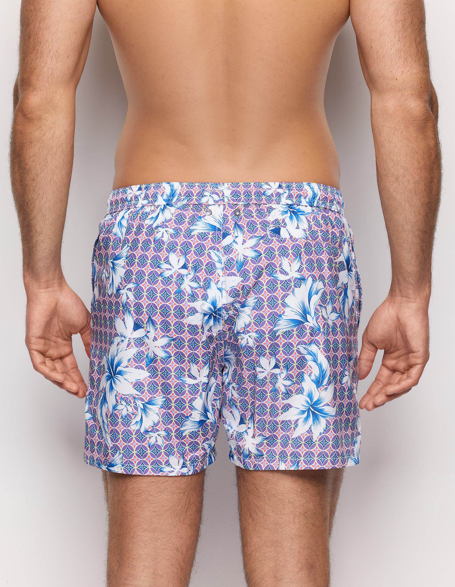 Costume boxer da uomo con sfondo geometrico e fiori Tropical - Image 4