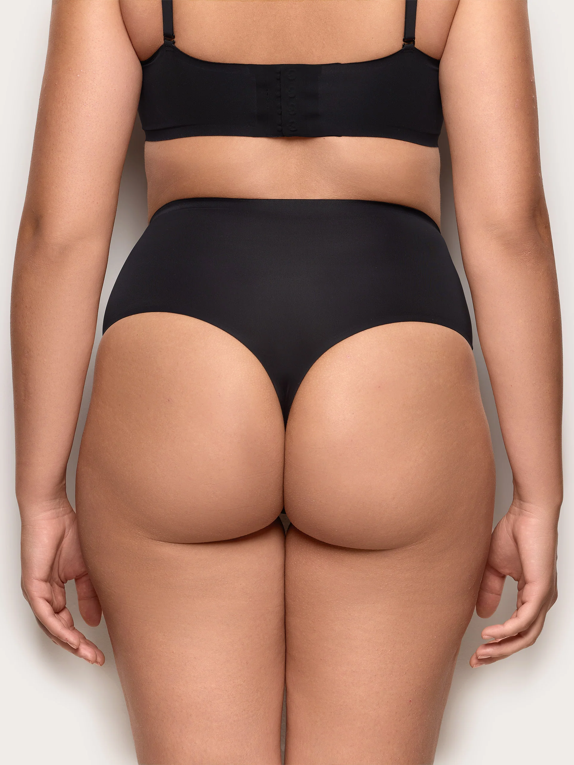 Culotte perizoma modellante light Superfine Shaping - Image 5