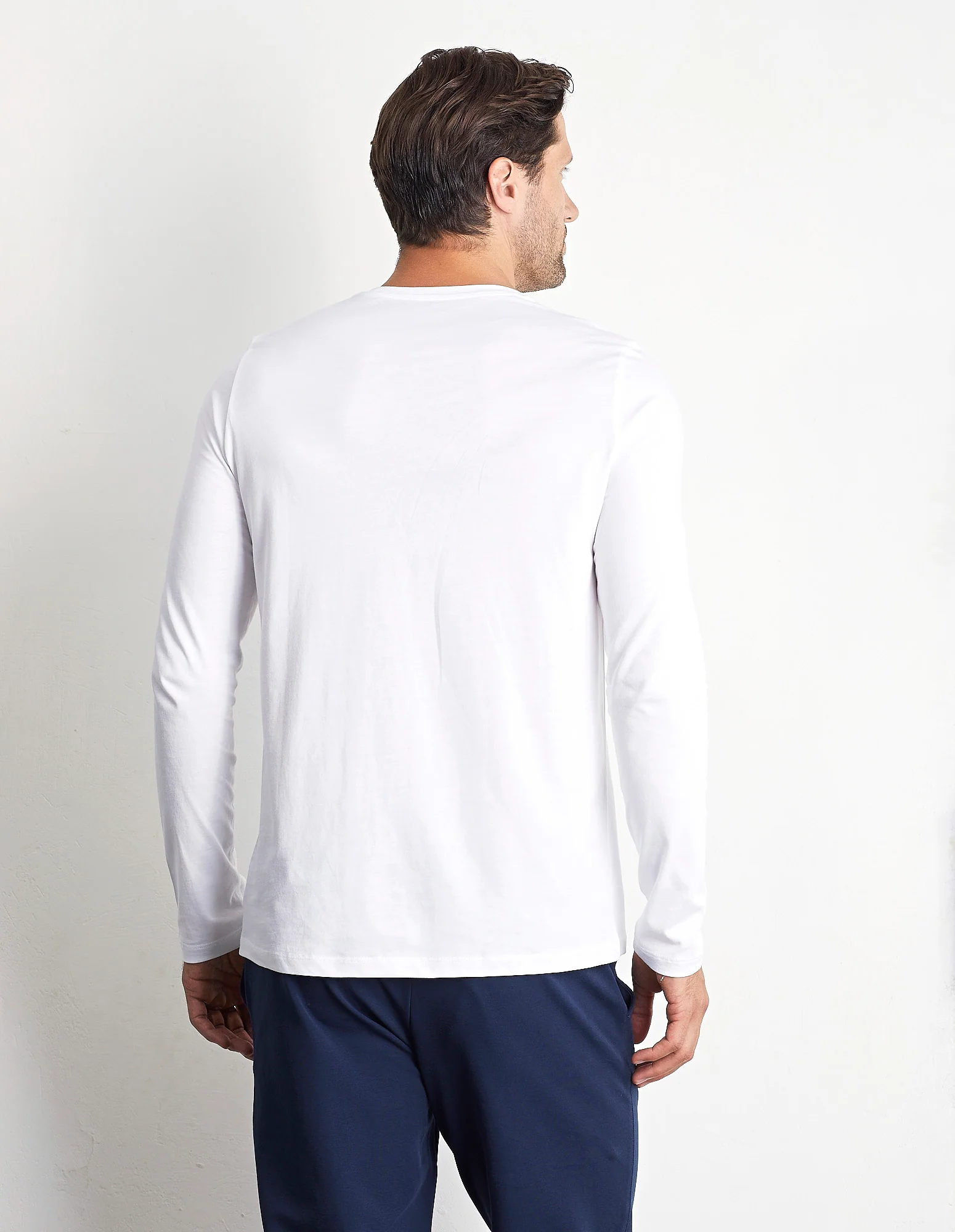 Maglia manica lunga girocollo con taschino in cotone Supima Luxury - Image 3