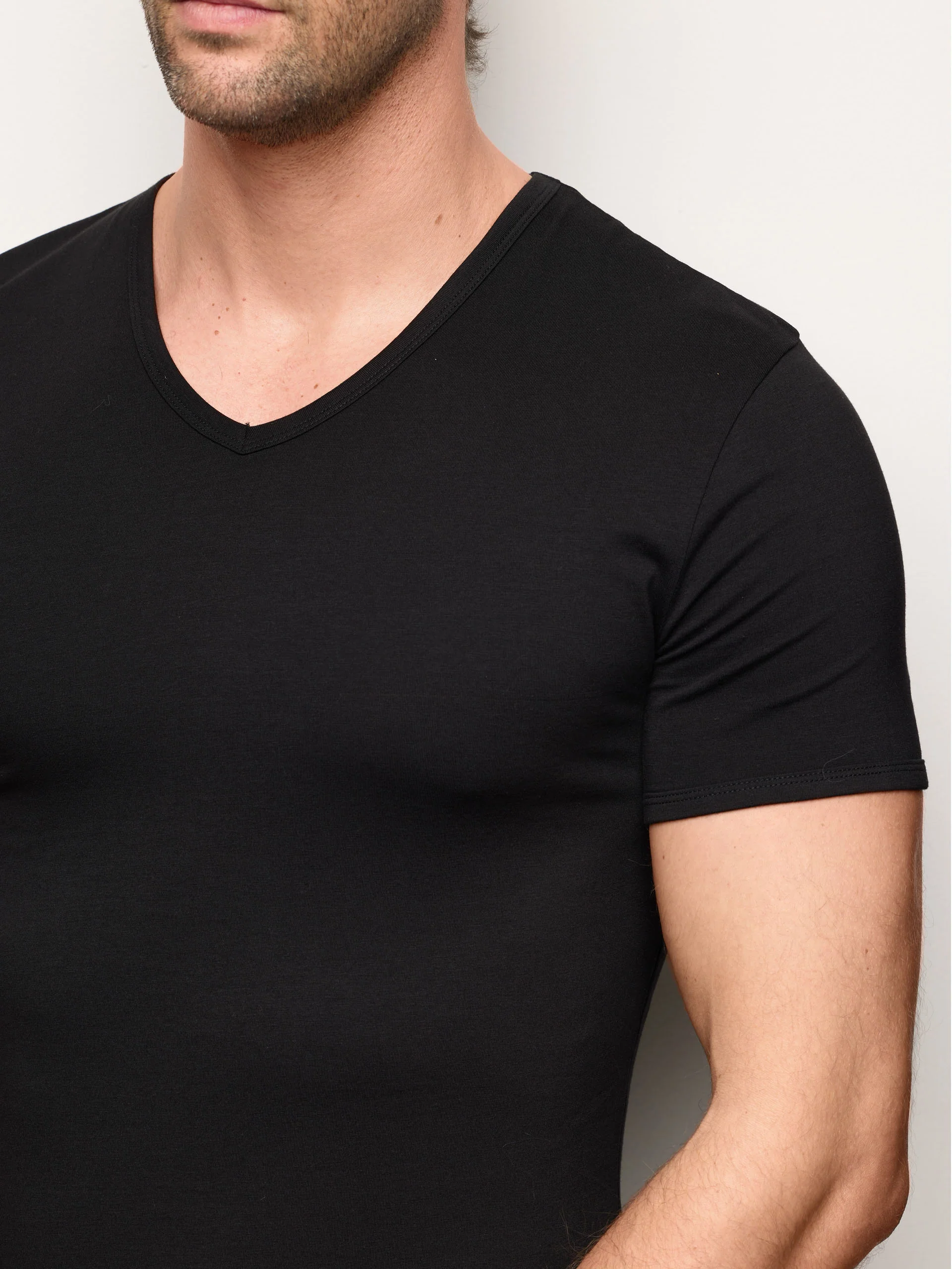 Maglia scollo a V uomo in cotone Supima Luxury - Image 10