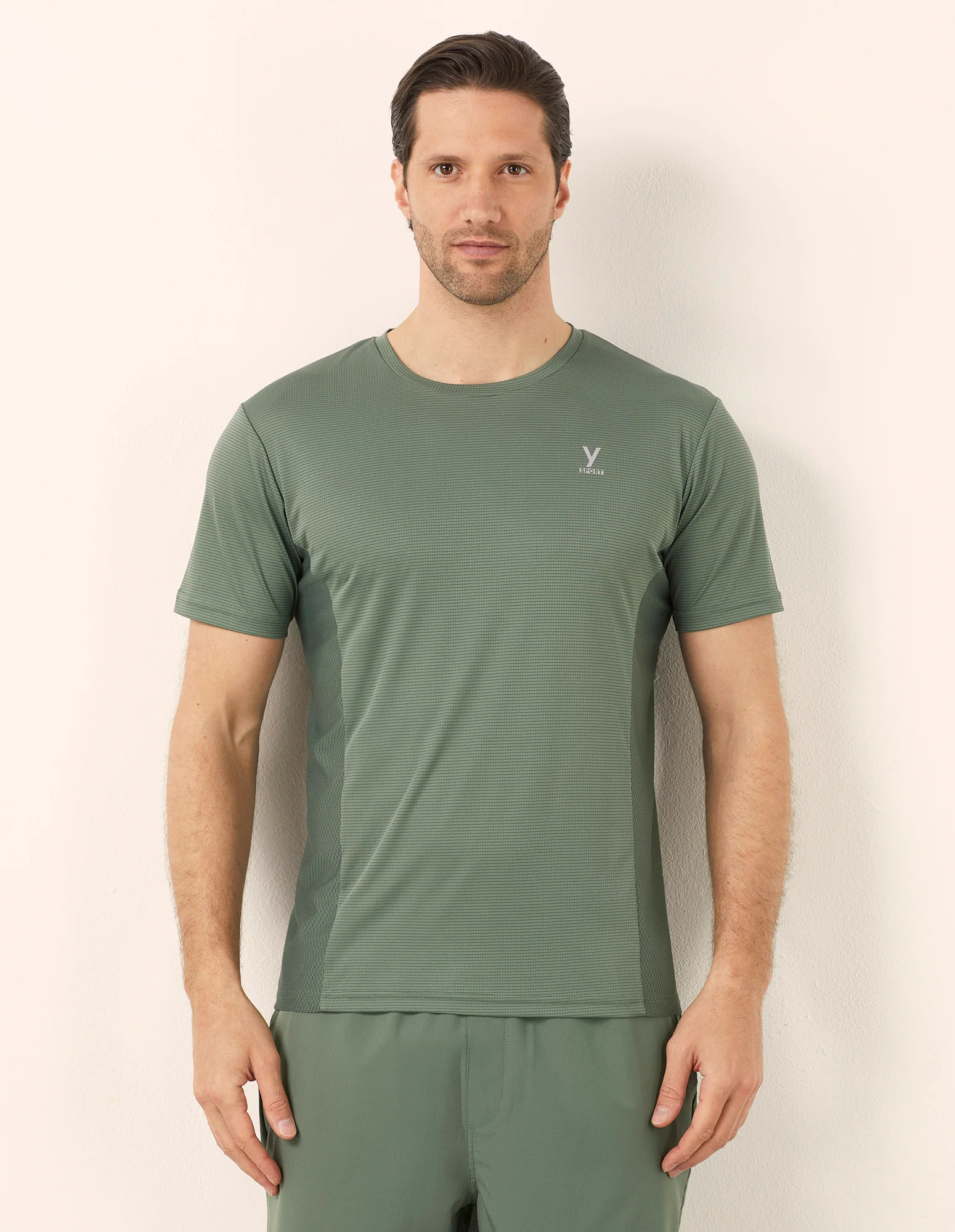 Maglia tecnica con logo Yamamay Sport - Image 7