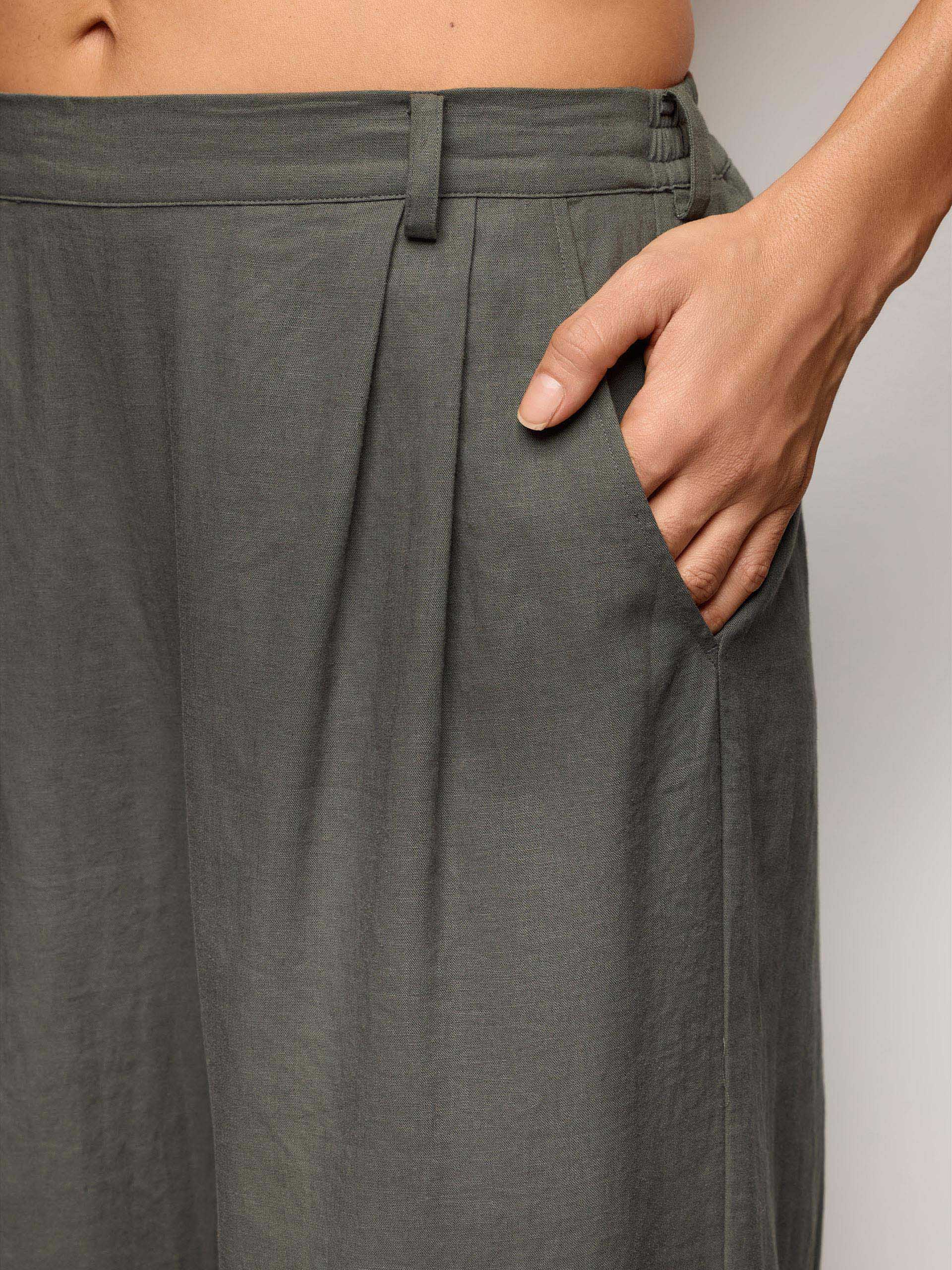 Pantalone lungo a palazzo Lino e Viscosa - Image 3